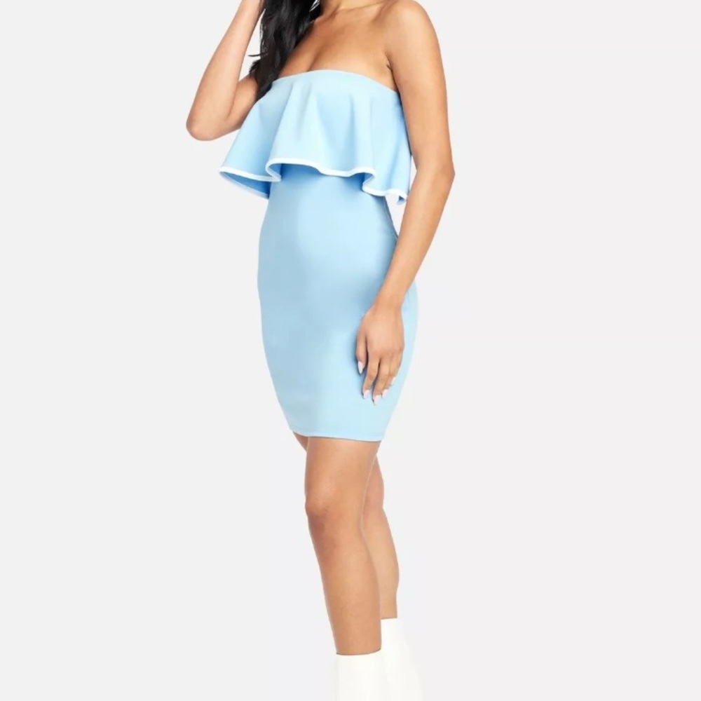 WT BEBE STRAPLESS BODDESS RUFFLE DRESS BLUE/WHITE SIZE M.